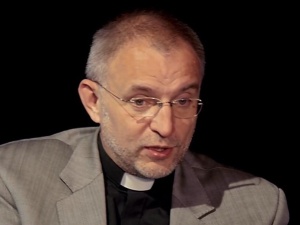 Wojciech Ziółek SJ: "Boli mnie, gdy ludzie uważający się za katolików mówią o innych ludziach Kościoła...