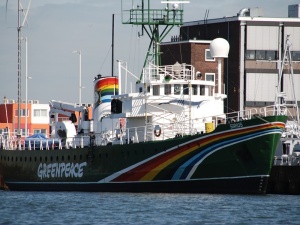 Greenpeace tworzy nowomowę: "Trwa odprawa nurkiń i nurków przed akcją sprzątania dna Bałtyku"