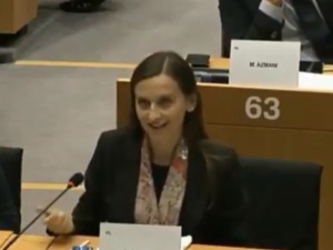 [video] Spurek w PE do Timmermansa: "Czy wie pan jak ominąć rząd przy rozdawaniu unijnych funduszy?"