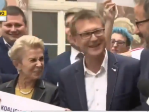 [Wideo] Farsa na prezentacji kandydatów KO w Łodzi. TVN ze wstydu przerwał transmisję?