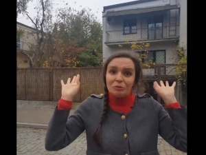 [video] Posłanka KO Klaudia Jachira pod domem Jarosława Kaczyńskiego. Teraz pod dom Jachiry?