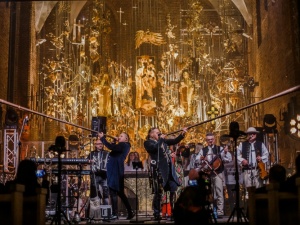 [NASZA FOTORELACJA] Koncert Golec uOrkiestra w kościele św. Brygidy