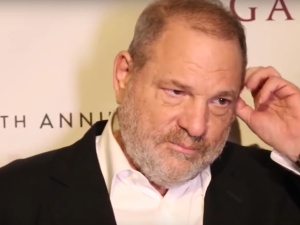 Harvey Weinstein trafił za kratki