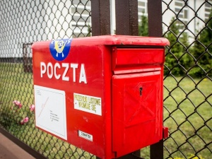 „Rz”: Nowe uprawnienia dla Poczty Polskiej. „Będzie masowo otwierać koperty”