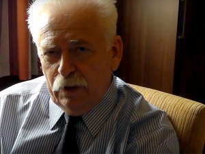 Prof. Szeremietiew: Opozycja chce zniszczyć "państwo PiS" nie rozumiejąc, ze niszczy państwo polskie