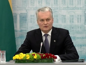 Prezydent Litwy: Nasze myśli są dziś z Polakami. Nie pozwolimy na przepisywanie historii