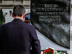 Premier: wzruszające obrazy z pogrzebu Lecha i Marii Kaczyńskich pozostaną mi w pamięci do końca życia