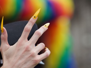 Coś się zmienia. Wielka Brytania będzie chronić młodzież przed propagandą LGBT?