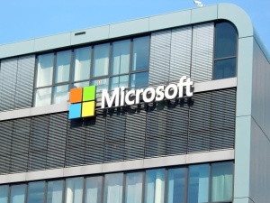 Największa inwestycja w historii Polski. Microsoft da miliard dolarów na Chmurę Krajową