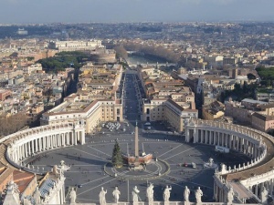 Dziś wierni po raz pierwszy wysłuchali Papieża na Placu Świętego Piotra