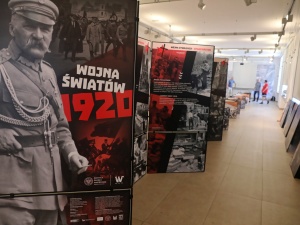 Warszawski ratusz... zakazał marszu w 100. rocznicę Bitwy Warszawskiej