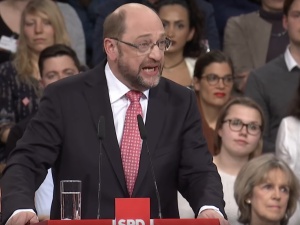 [video] Kandydat na kanclerza Niemiec Schulz: "Czas powstać w obronie demokracji!"