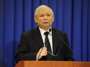 Jarosław Kaczyński rozmawia z Antonim Macierewiczem w siedzibie PiS