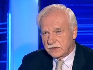 Andrzej Olechowski ostro o PO: "Obraża mnie swoją barbarzyńską postawą ws. uchodźców"