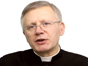 Ks.Zieliński o ks. Sowie: Uczestniczy w rozgrywaniu Kościoła, instruuje polityków jak wpływać na biskupów