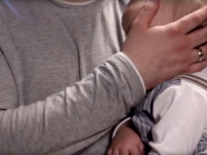[video] "Moje dziecko zmarło w wyniku powikłania poszczepiennego"