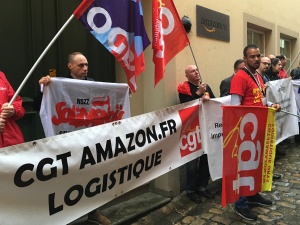 Bez dialogu w Amazon – pikieta w Luksemburgu