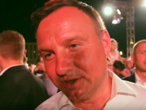 [video] Andrzej Duda "przyłapany" na koncercie piosenek (nie)zakazanych. Zobacz spontaniczny wywiad