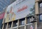 Banner z wizerunkiem św. Jana Pawła II zawisł na budynku warszawskiej siedziby KK NSZZ Solidarność