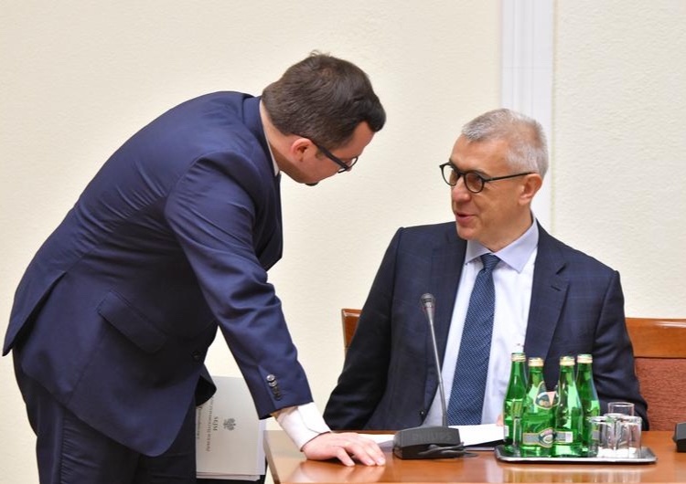 Jest postanowienie sądu ws. Romana Giertycha. Uchylono decyzję prokuratury