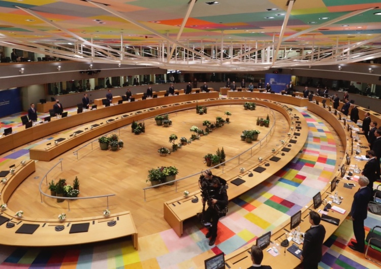  Bruksela: Zmiana harmonogramu prac na szczycie UE. Dyskusja o budżecie opóźniona