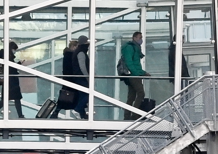 Rosja: Samolot z Aleksiejem Nawalnym wylądował w Moskwie