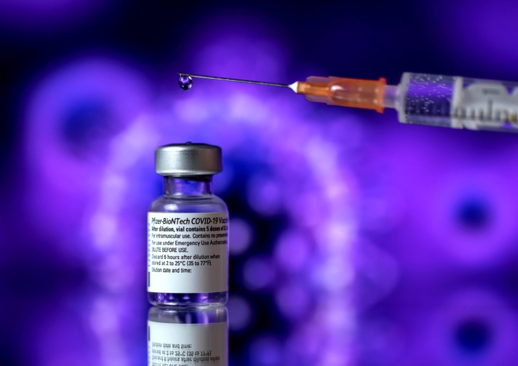  Norwegia: Analizowane są 23 zgony starszych osób po szczepieniach na COVID-19