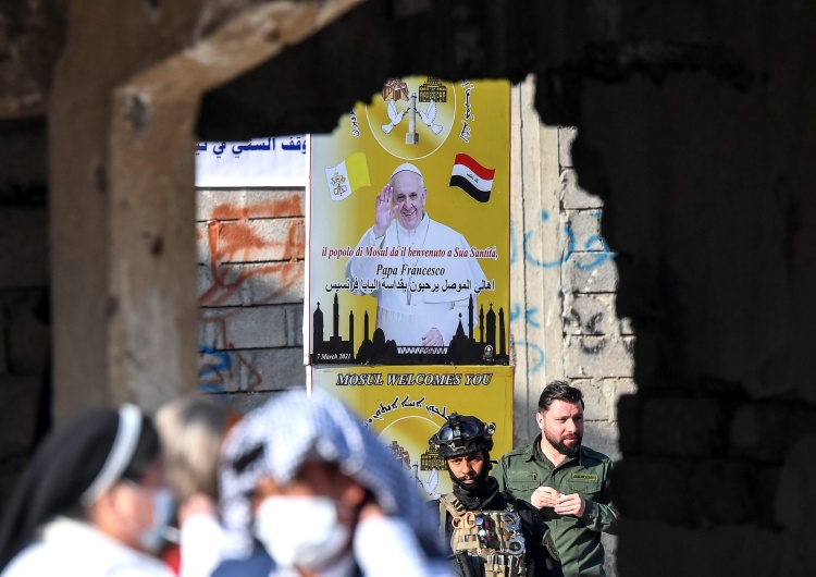 Irak: Papież udaje się do miast zniszczonych przez Państwo Islamskie