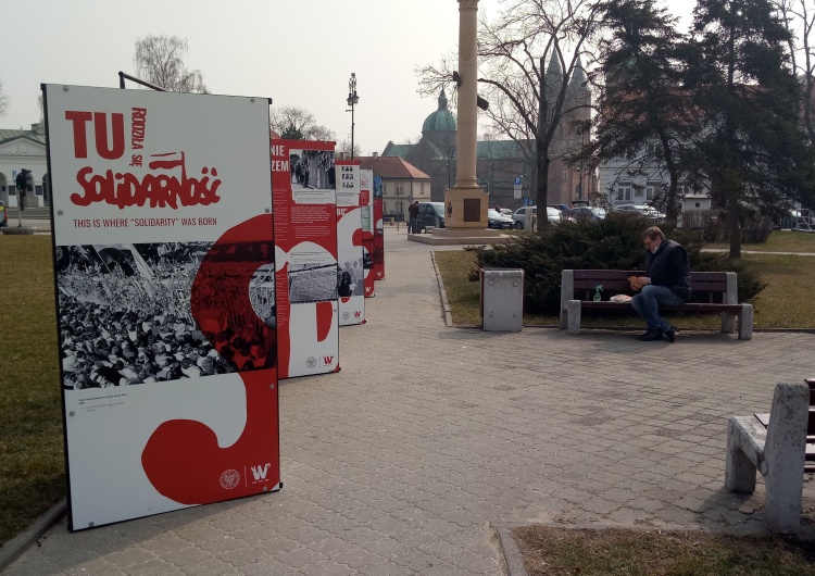 Wystawa „Tu rodziła się Solidarność” w Płocku