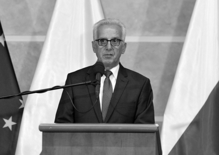 Nie żyje prof. Edward Włodarczyk. Historyk miał 75 lat