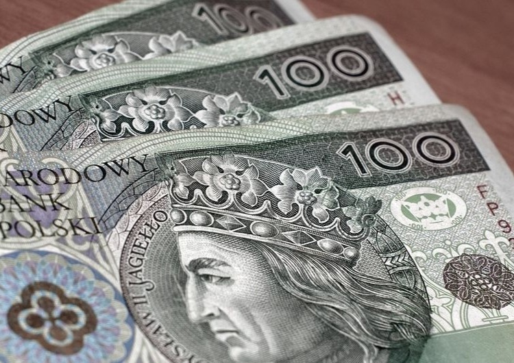 Podwyżki płac i nagrody jubileuszowe w Grammerze