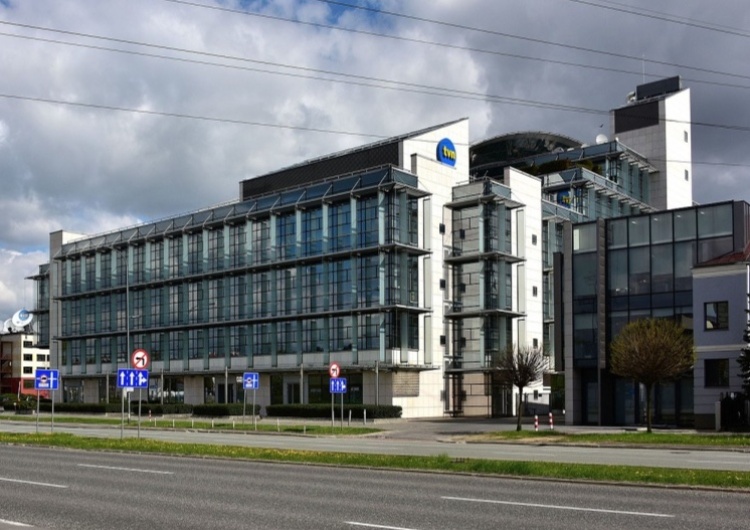 Siedziba TVN, Warszawa ul. Wiertnicza ZUS skontroluje TVN w związku z podejrzeniem łamania praw pracowniczych