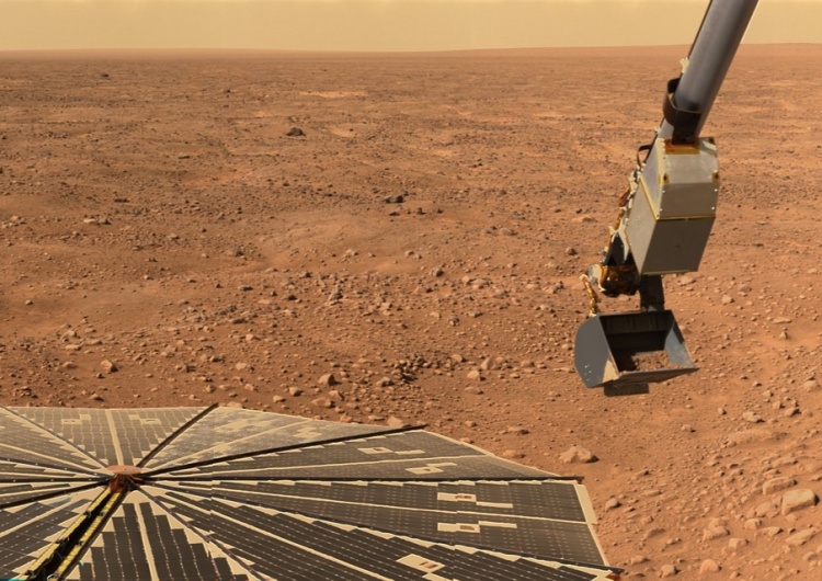  Pierwsza chińska sonda wylądowała na Marsie 