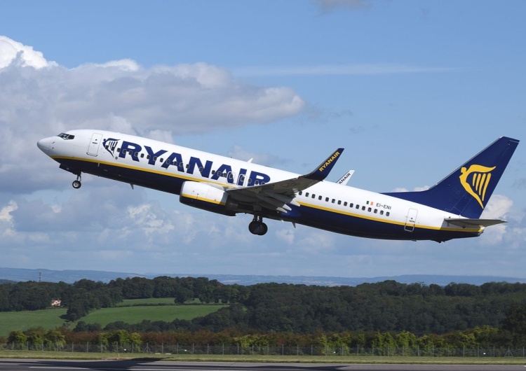 samolot Ryanair Nieoficjalnie. Na pokładzie samolotu, który wystartował już z Mińska brakuje pięciu osób