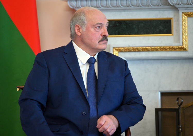 Prezydent Białorusi Aleksander Łukaszenko Białoruś: Nie ustają represje wobec aktywistów i dziennikarzy