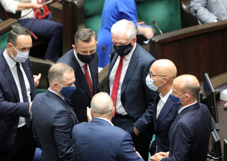 WARSZAWA POSIEDZENIE SEJMU Jaki był powód wyjścia Porozumienia z koalicji? Poseł Ociepa ujawnia:
