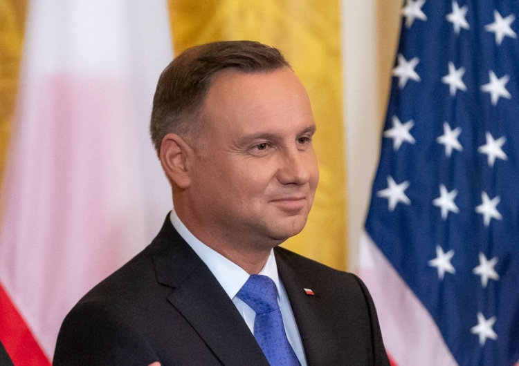 Prezydent Andrzej Duda Co Andrzej Duda zrobi z tzw. ustawą medialną? Przecieki z Pałacu Prezydenckiego