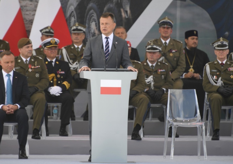 Szef MON: Na granicy z Białorusią powstanie nowy płot o wysokości 2,5 metra