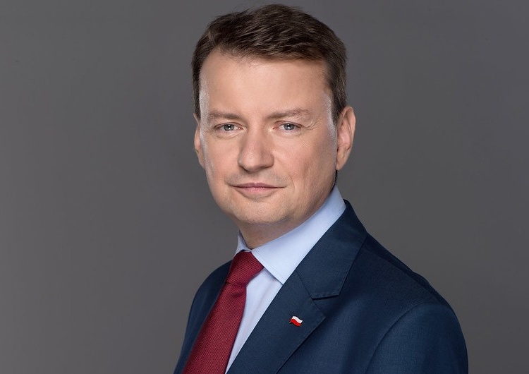 Błaszczak: Dziewiąty samolot z Afganistanu przyleciał do Polski. Do kiedy potrwa ewakuacja?