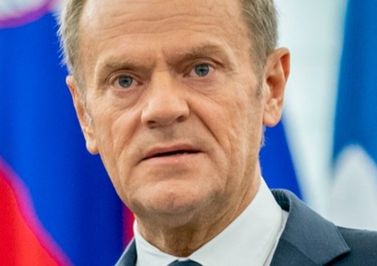 Donald Tusk Nieoficjalnie.