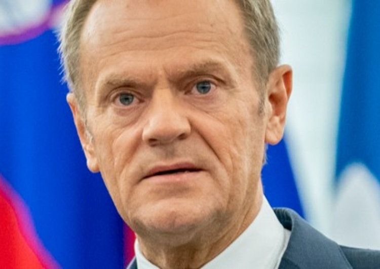 Donald Tusk Nieoficjalnie.