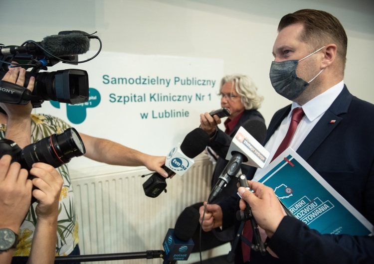 Przemysław Czarnek Szef MEN zapowiada podwyżki dla nauczycieli. Mają być kilkudziesięcioprocentowe