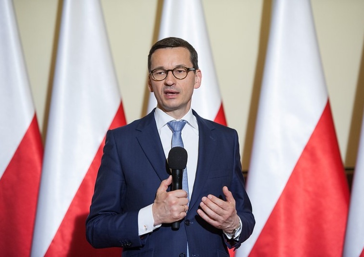  Premier Morawiecki w PE: Nie zgadzam się na to, by politycy szantażowali i straszyli Polskę