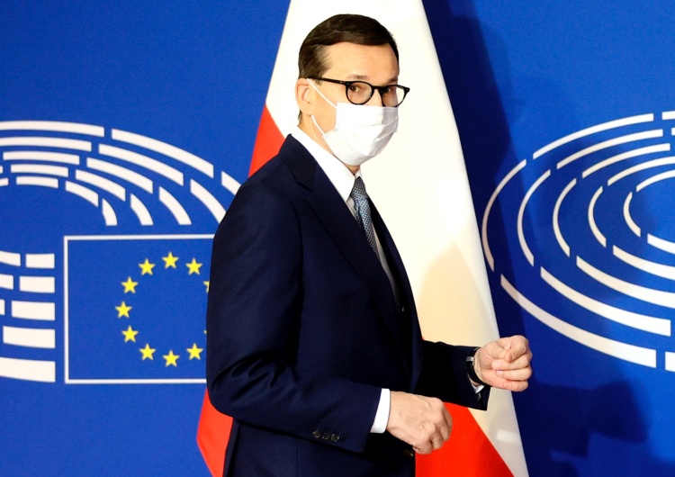  Politico: Brudna prawda o walce UE z Polską. „Jest nie do wygrania”