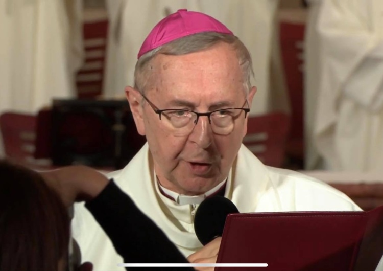 abp Stanisław Gądecki Przewodniczący KEP: Migranci są ofiarami niedopuszczalnych rozgrywek w polityce międzynarodowej