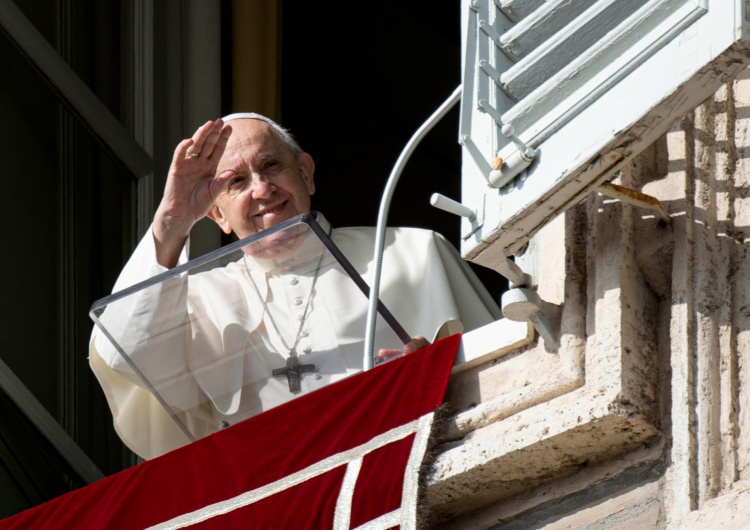  Papież Franciszek: „Uwolnić sacrum od powiązań z pieniędzmi”