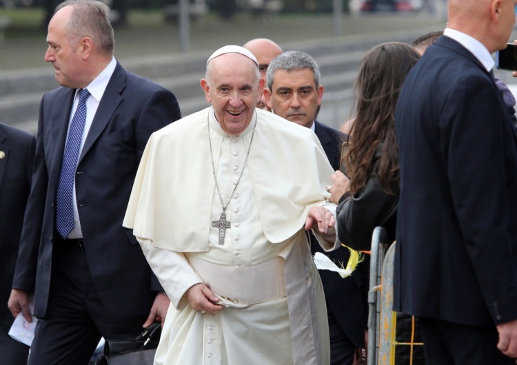 Papież Franciszek Papież: Dziennikarstwo to misja tłumaczenia świata