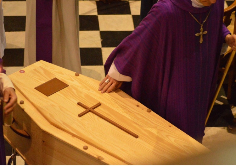  Dziś rozpoczną się uroczystości pogrzebowe skatowanego franciszkanina