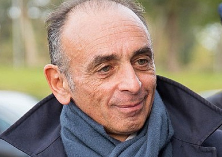 Faut-il sauver Zemmour du gang des stagiaires?