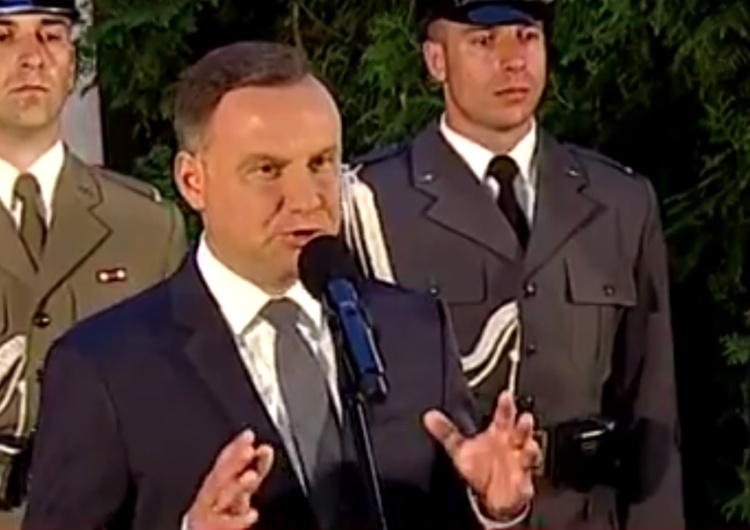  [video] Prezydent Andrzej Duda: Cześć i chwała bohaterom! Wieczna pamięć poległym!